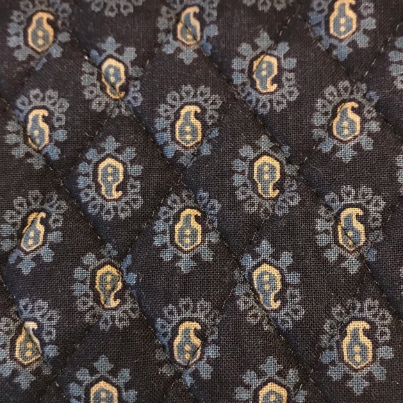 🎉HP!🎉VERA BRADLEY Navy Zip Pouch 4”x9” - Picture 4 of 7